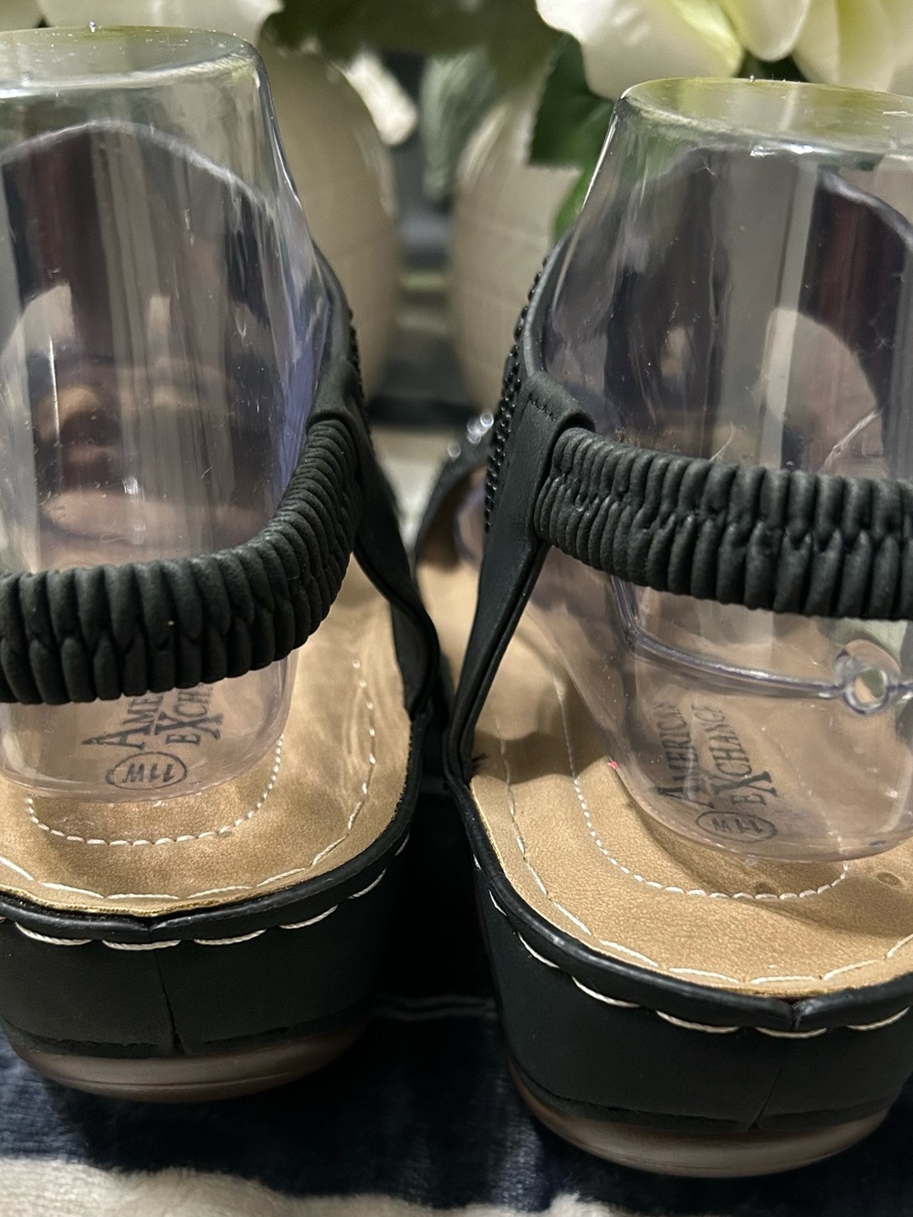 NWT American Exchange Black Beaded T-Strap Sandals Size 11W - Picture 5 of 6